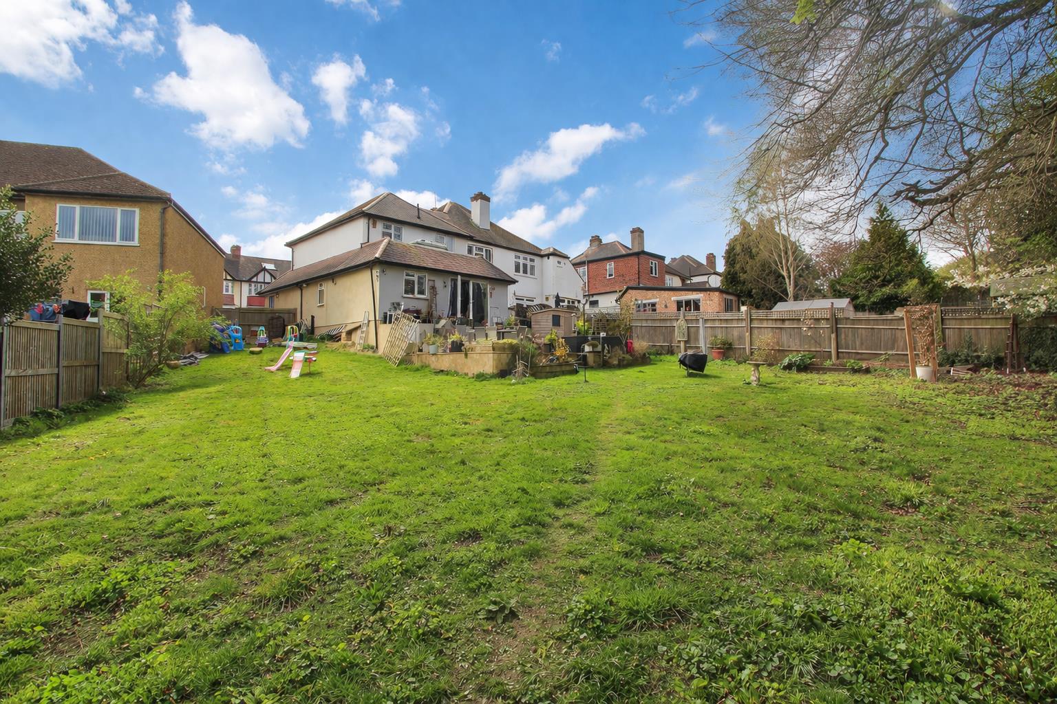 Northwood Road, Carshalton